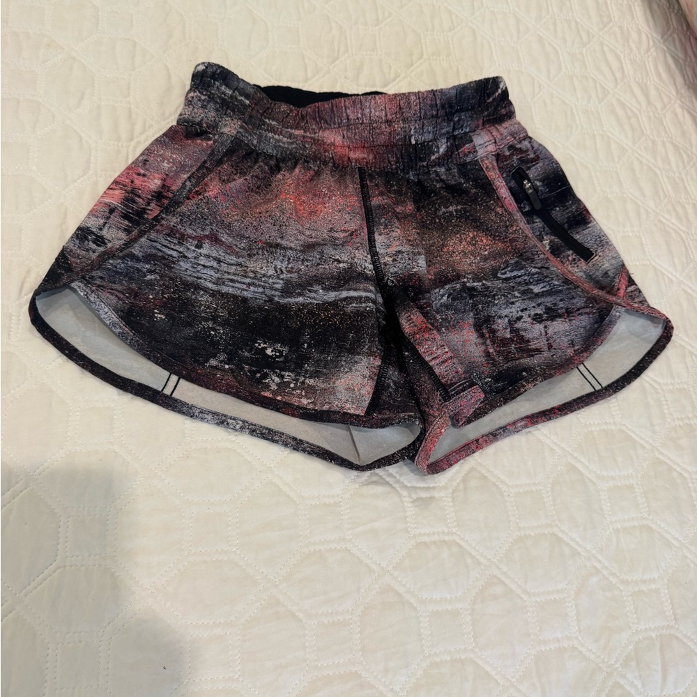 Lululemon Hotty Hot Athletic Shorts
